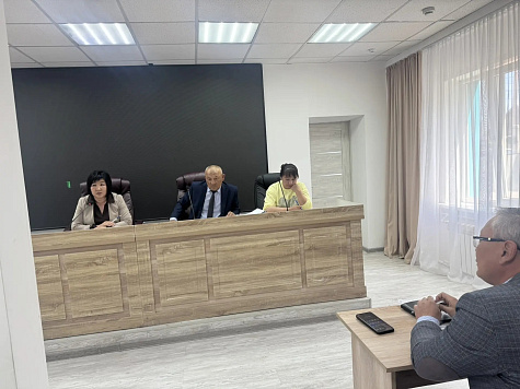 Сегодня состоялось очередное заседание комиссии по рассмотрению вопросов оказания государственной социальной помощи гражданам на основании социального контракта для осуществления предпринимательской деятельности.
